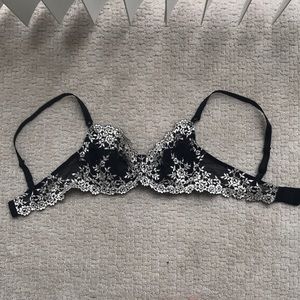 Wacoal bra. Like new!